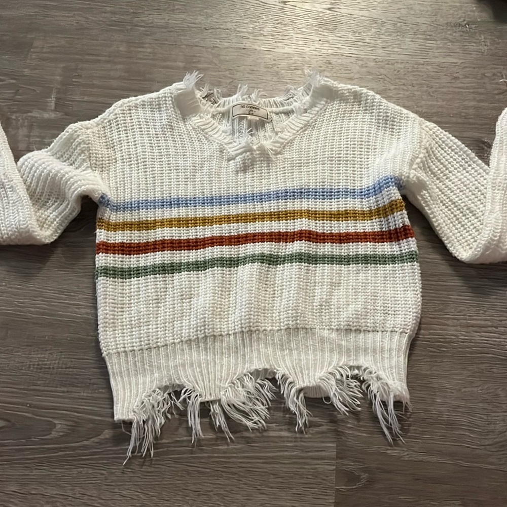 Brand is No Comment,size is youth medium,color is white red gold blue and green